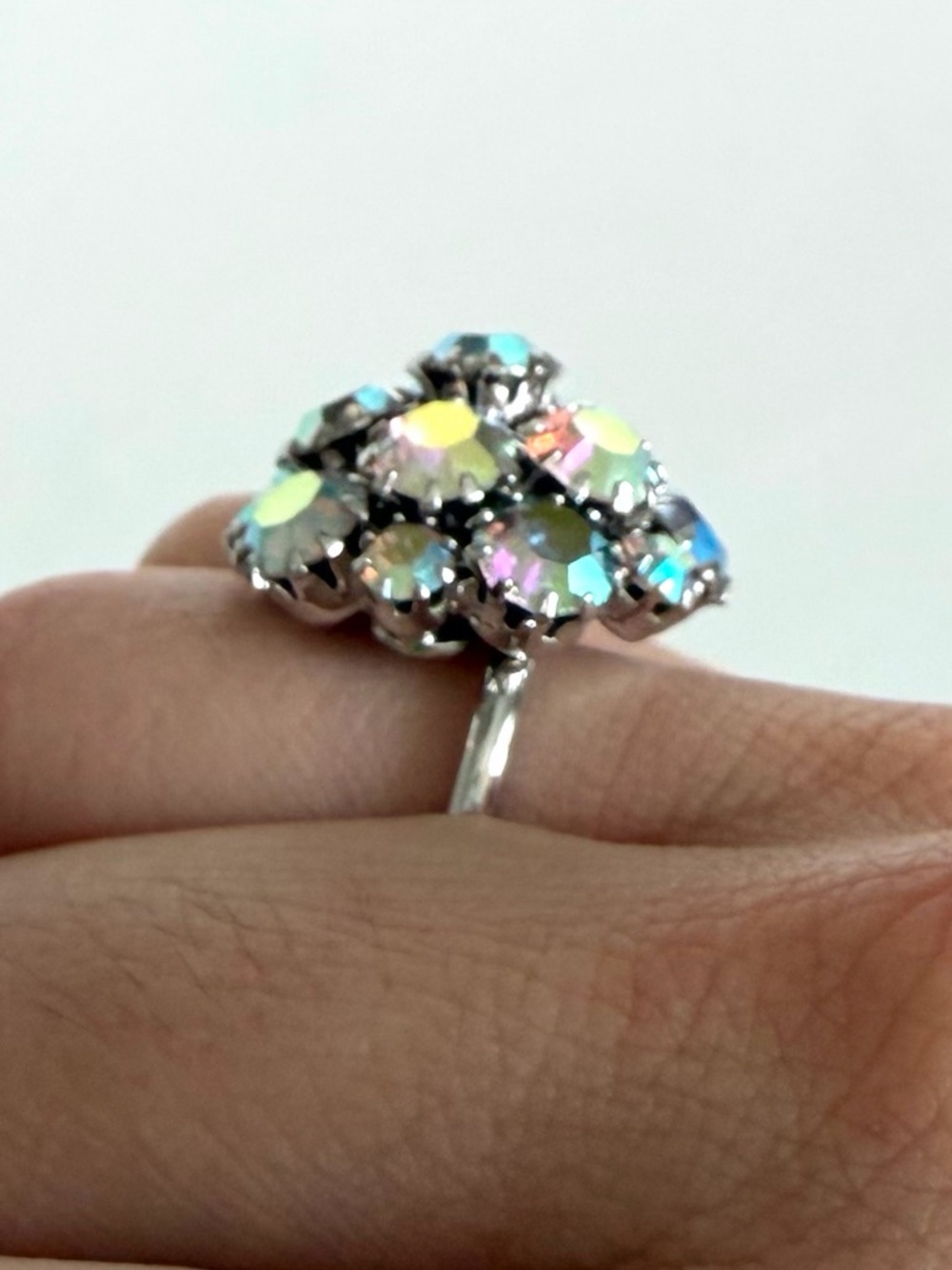 Vintage 1960s Sarah Coventry Aurora Borealis Cocktail Ring Size 6 - Picture 3 of 8